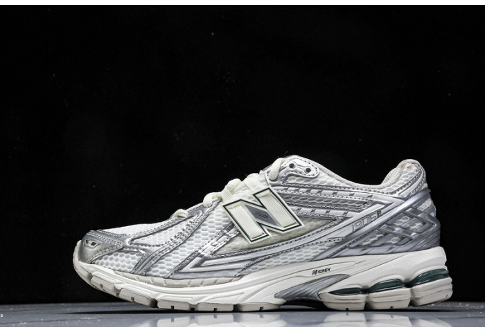 new balance nb-118