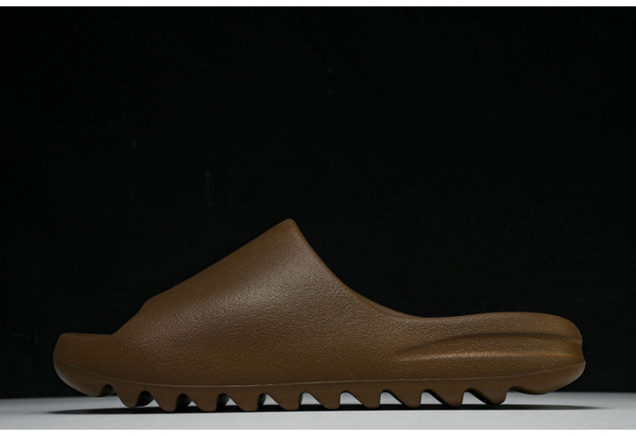 ye**ezy slide fz5896