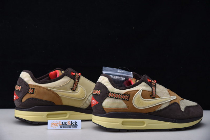 travis scott x air max 1