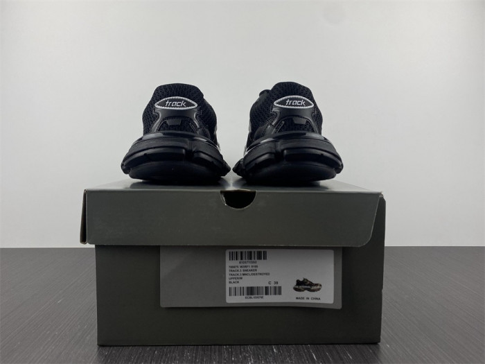 Ba*len*cia*ga track trainer  btt-028