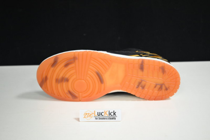 nike dunk low year of the tiger dq5351-001