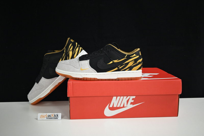 nike dunk low year of the tiger dq5351-001