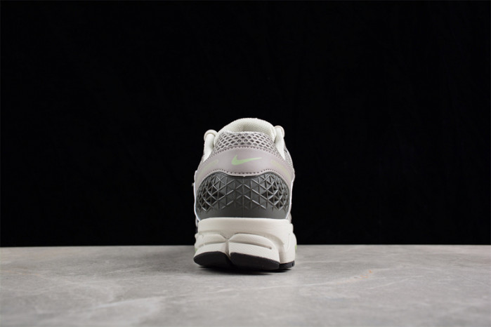 nike zoom    fd9920-022