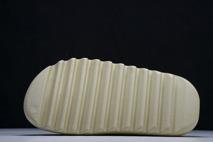 ye**ezy slide fz5897