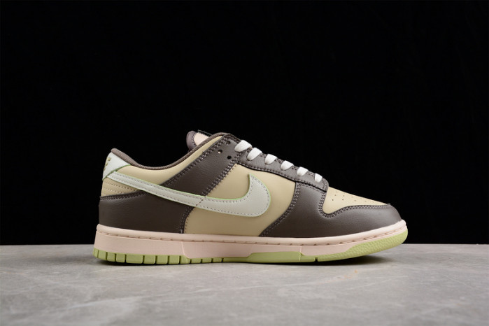 nike sb dunk low "khaki" fb4960-210
