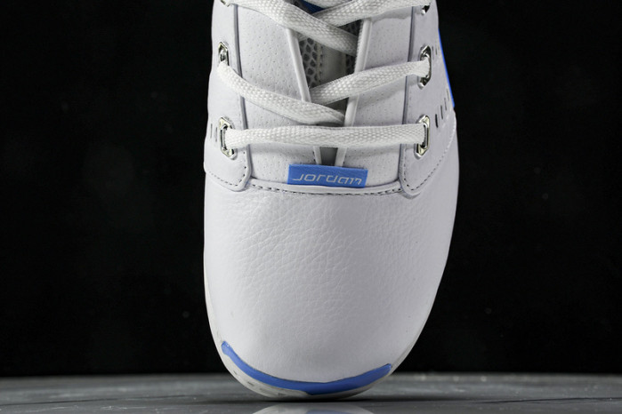 air jordan 17 low “university blue”  fj0395-101