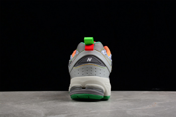 new balance "protection pack"    ml2002rgd