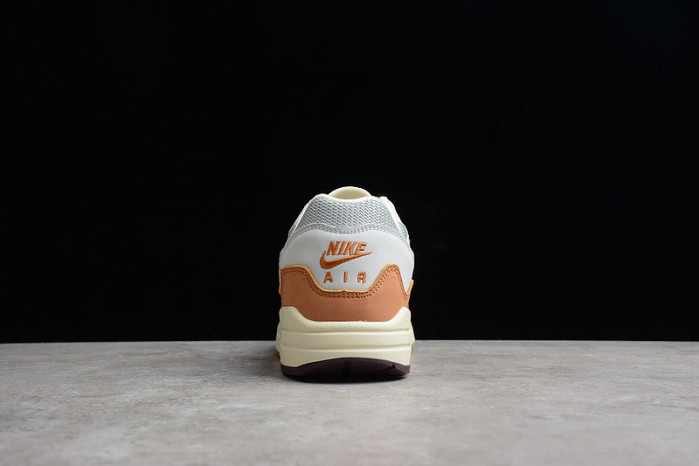 patta x air max 1
