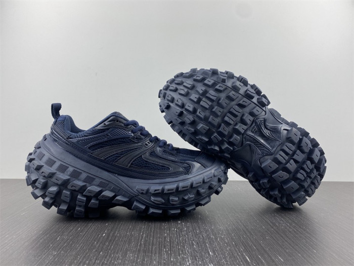 Ba*len*cia*ga track trainer btt-029