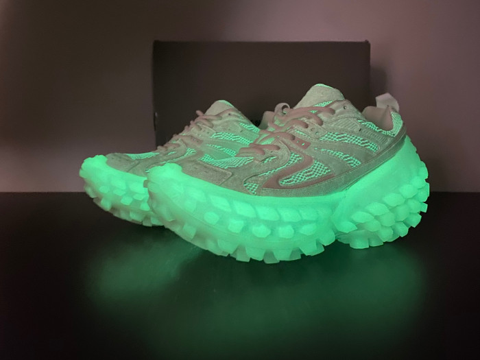 Ba*len*cia*ga track trainer (all white night light ) btt-037