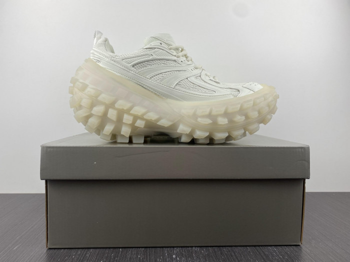 Ba*len*cia*ga track trainer (all white night light ) btt-037