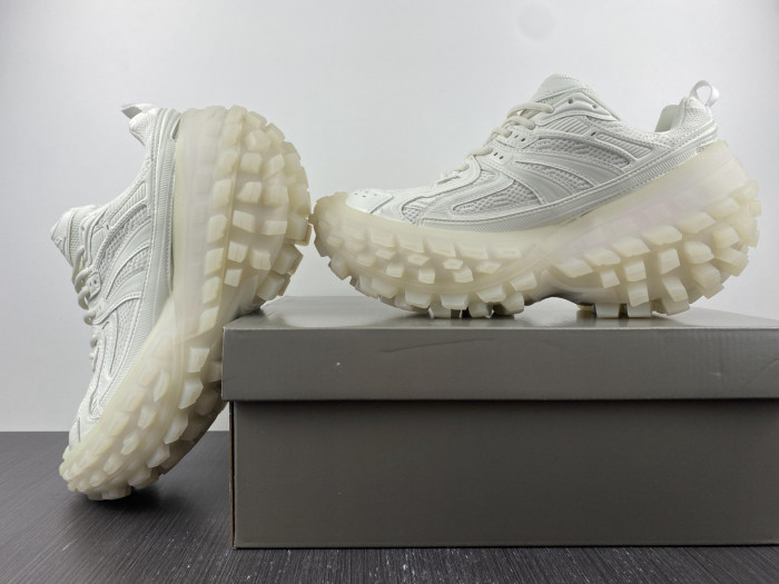 Ba*len*cia*ga track trainer (all white night light ) btt-037