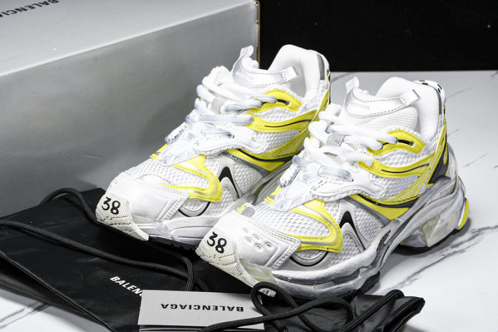 Ba*len*cia*ga track runner btt-192