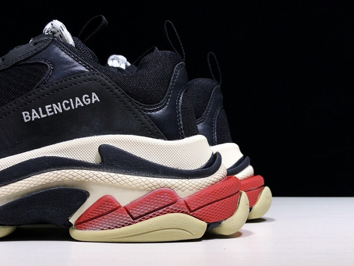 balenga triple s black white red 483513-w06e1-1000