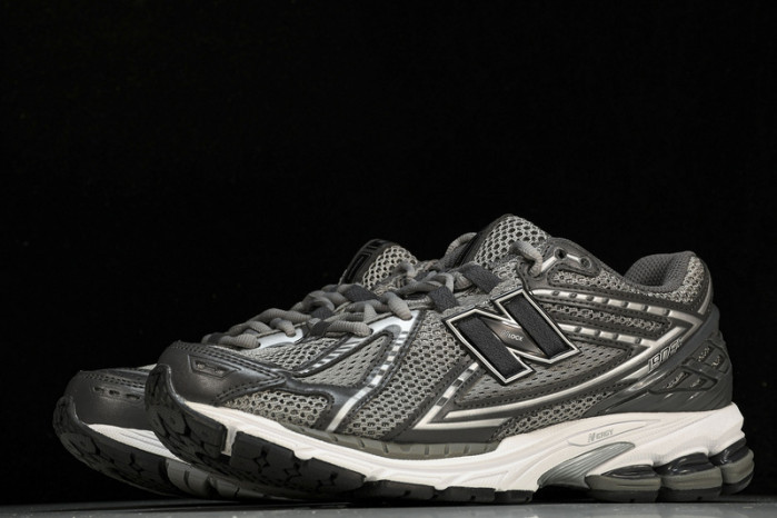 new balance nb-115