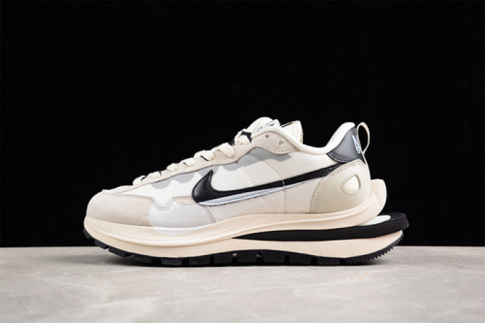 sacai x vaporwaffle dd1875-101