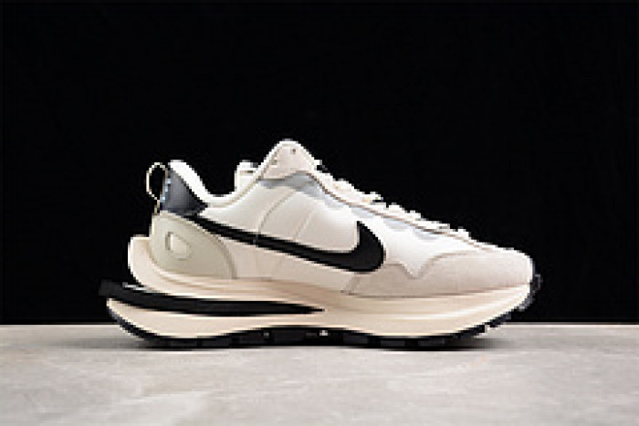 sacai x vaporwaffle dd1875-101