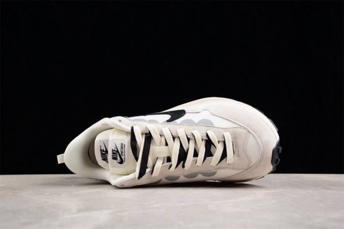 sacai x vaporwaffle dd1875-101