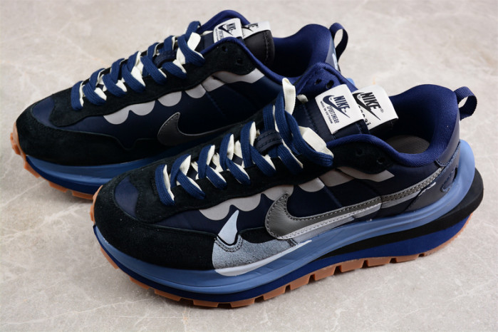 sacai x vaporwaffle dd1875-700