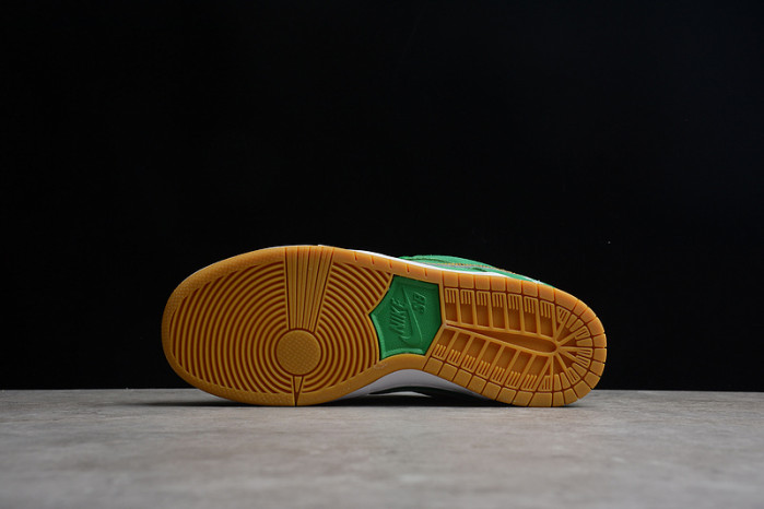 nike sb dunk low"st.patrick