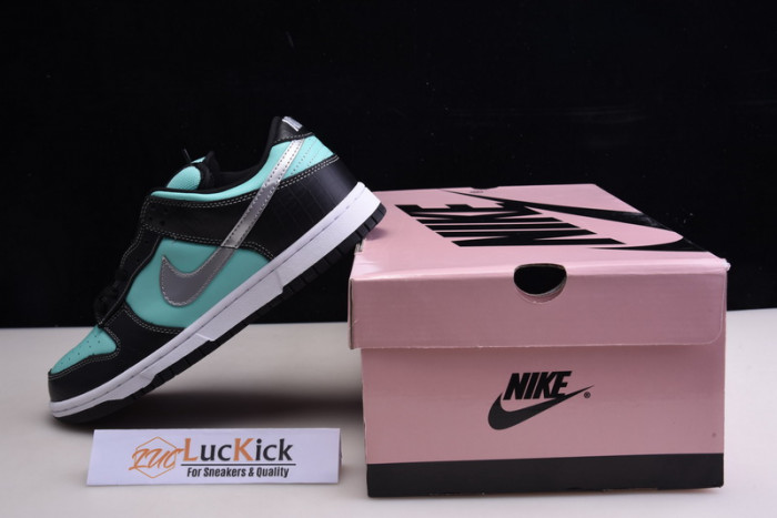 nike dunk sb low diamond S*pply co. 304292-402