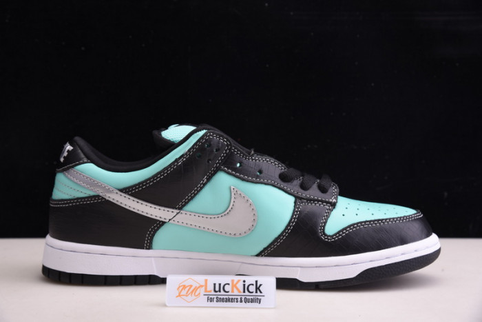 nike dunk sb low diamond S*pply co. 304292-402