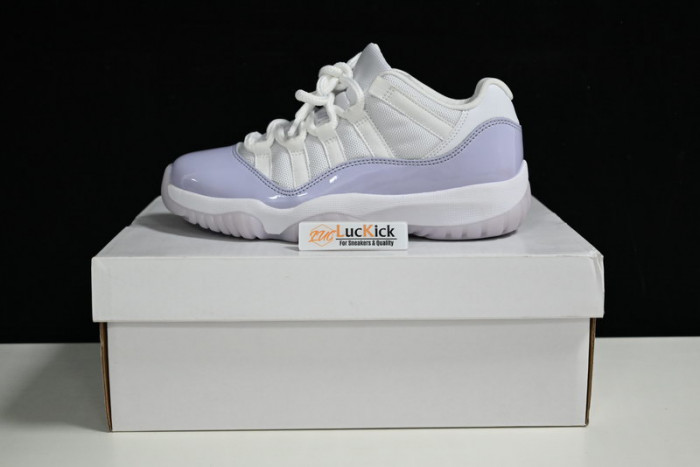 air jordan 11 retro low " pure violet " ah7860-101