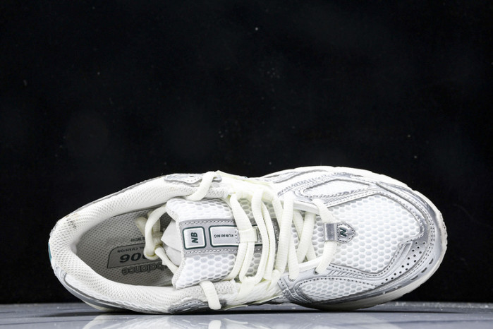 new balance nb-118