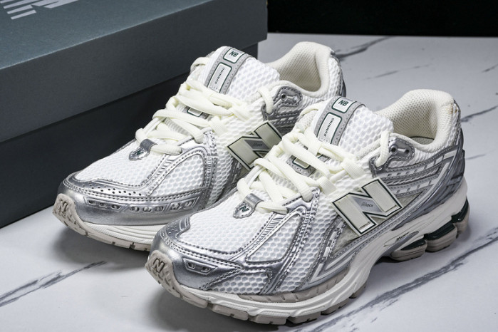 new balance nb-118