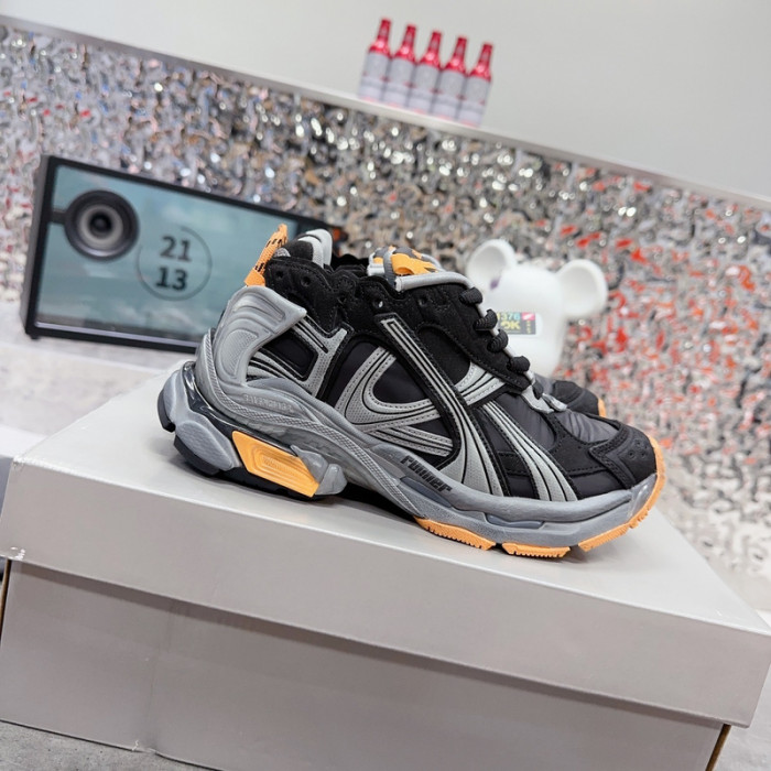 Ba*len*cia*ga track runner btt-196