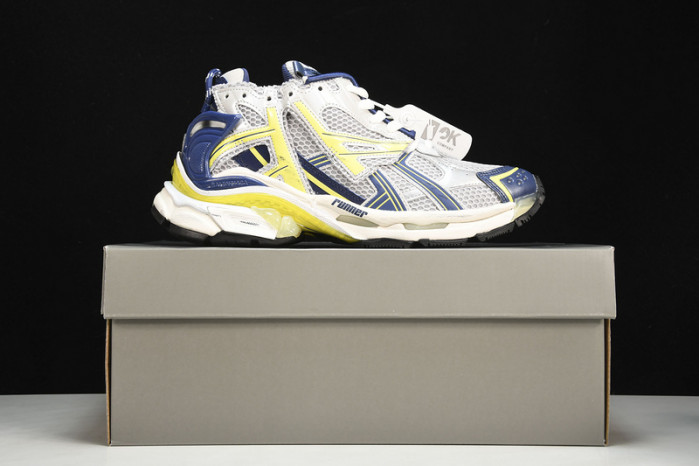Ba*len*cia*ga track trainer  btt-065
