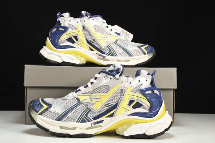Ba*len*cia*ga track trainer  btt-065