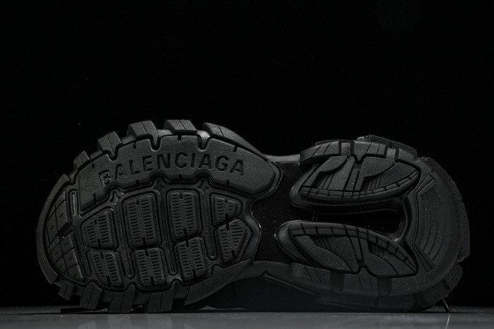 Ba*len*cia*ga track runner btt-198