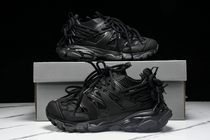 Ba*len*cia*ga track runner btt-198