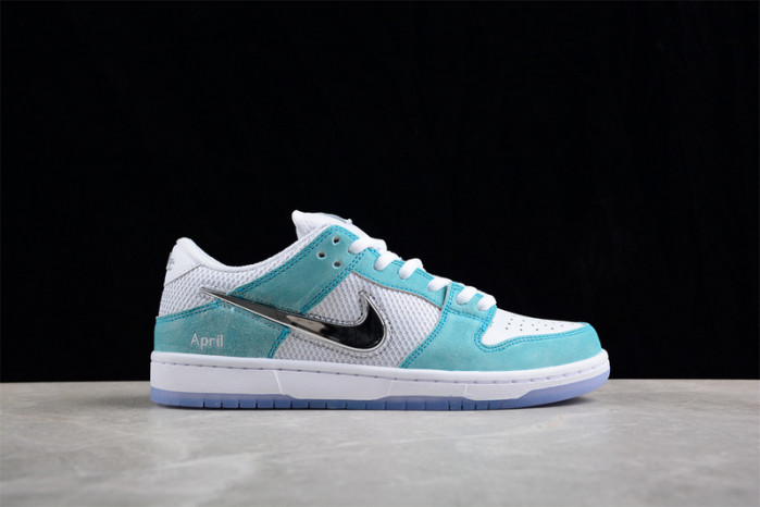 nike sb dunk low fd2562-400