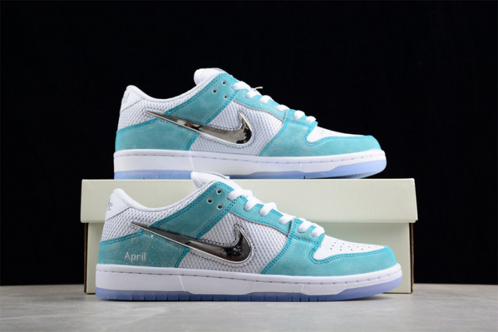 nike sb dunk low fd2562-400