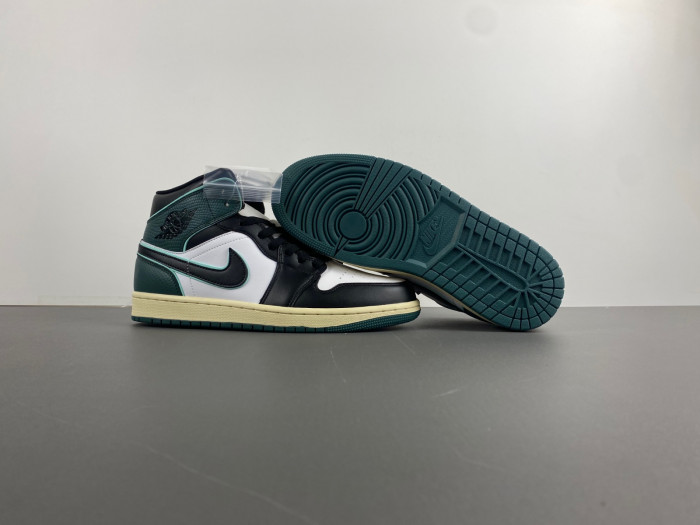 air jordan 1 mid "legend pink" fq7818-100