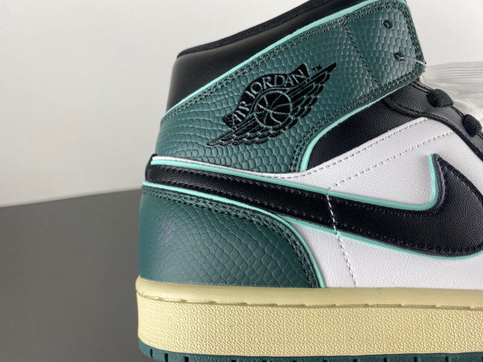 air jordan 1 mid  "legend pink"  fq7818-100