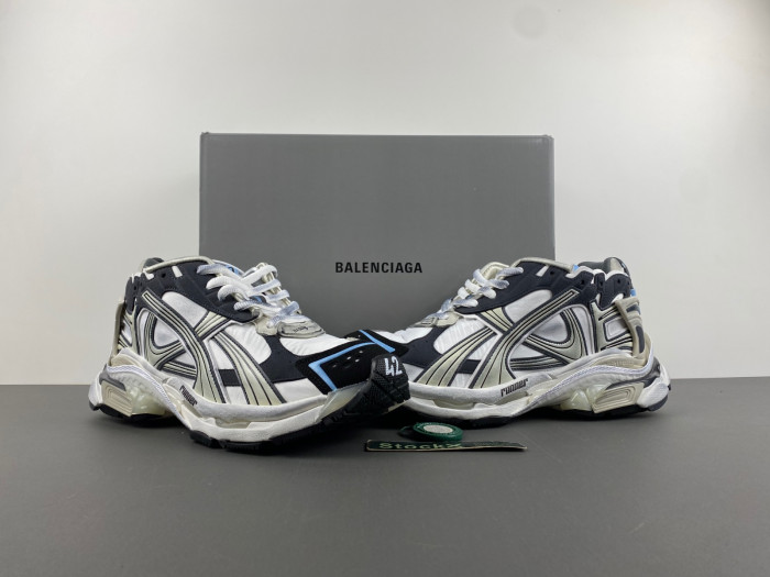Ba*len*cia*ga track runner btt-207