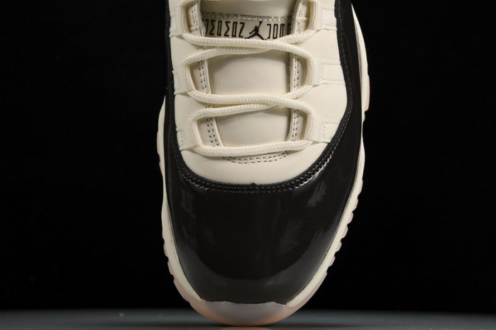 air jordan 11 "neapolitan" ar0715-101