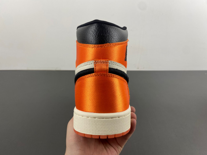 air jordan 1 av3725-010