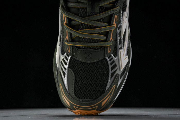 c/o sneakers co-008