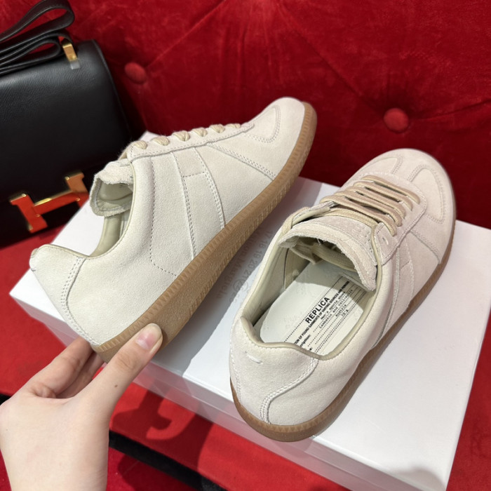 ma*iso*n mar*giela  mama-001