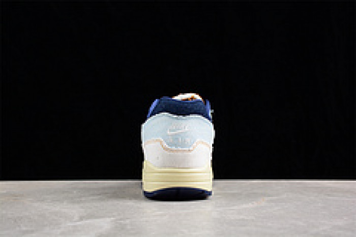 nike air max 1 fq8900-440