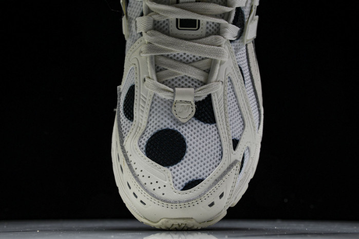 new balance nb-121