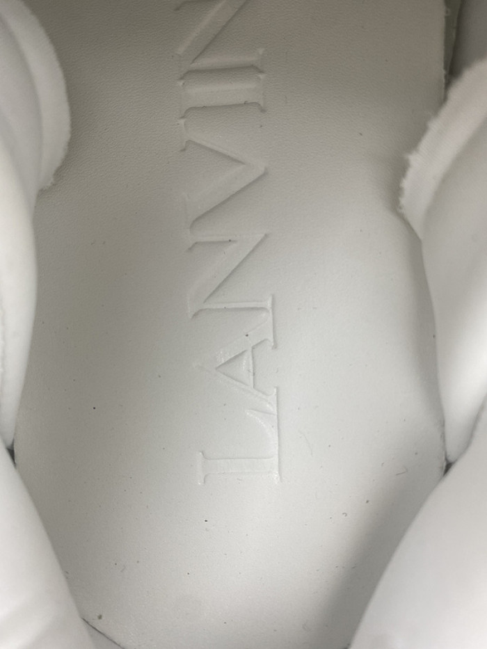 lanv*n curb lc-095