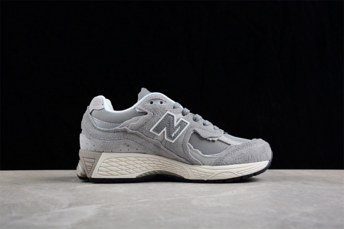 new balance nb-082