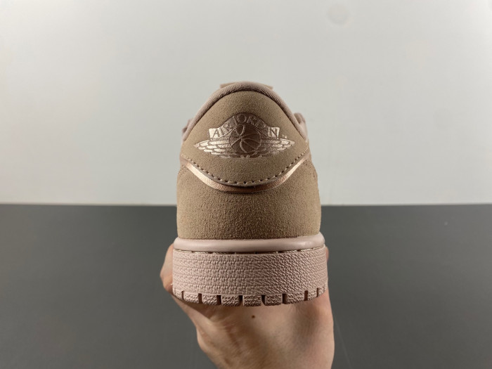 travis scott x air jordan 1 low og   ao1935-204