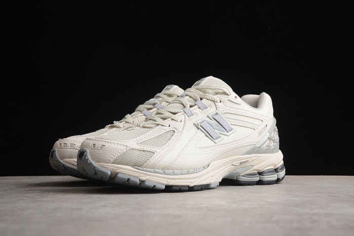 new balance nb-058