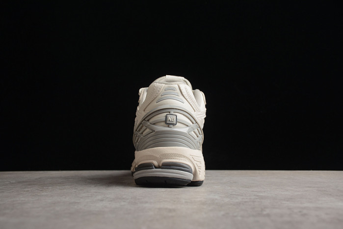 new balance nb-058